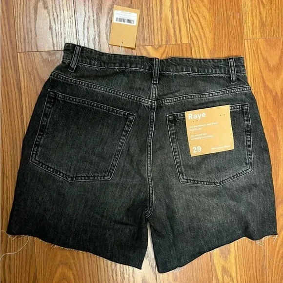 NWT Reformation Jeans Raye Mid Rise 6" Relaxed Jean Shorts Galveston Black 29 - Picture 3 of 3